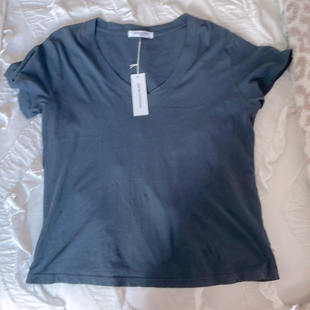 Tee shirt